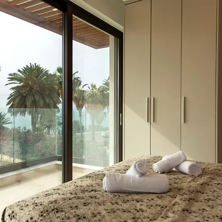 וילה Santa Barbara Seafront W Jacuzzi Pool Paphos