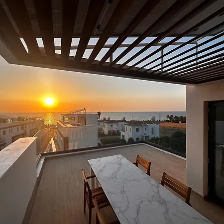 Santa Barbara Seafront W Jacuzzi Pool Villa